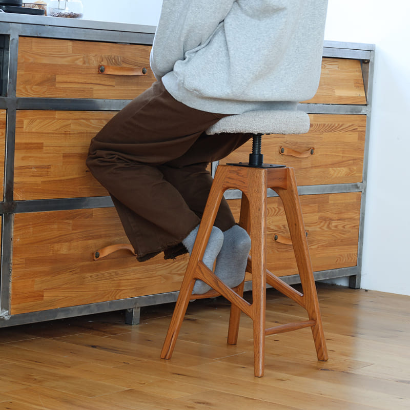 OAKERアジャスタブルスツール