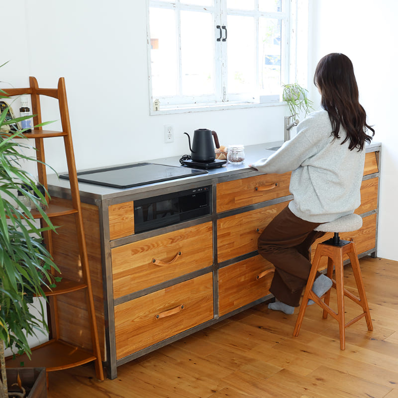 OAKERアジャスタブルスツール