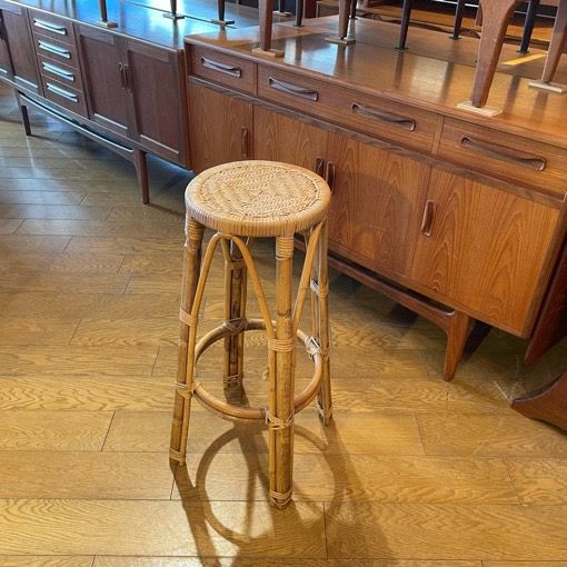 ヴィンテージ ラタンスツール Vintage Rattan Stool | DOUBLEDAY ONLINE SHOP