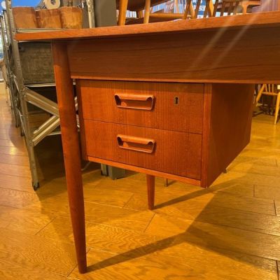 デンマーク製 ダニッシュ チーク デスク(伸長式） Danish Teak