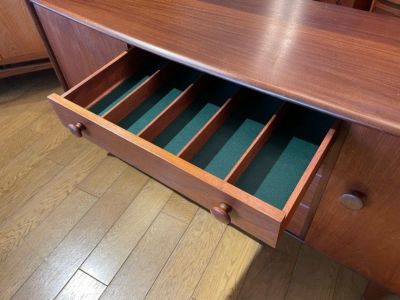 ヤンガー チーク サイドボード Yonger Teak Sideboard